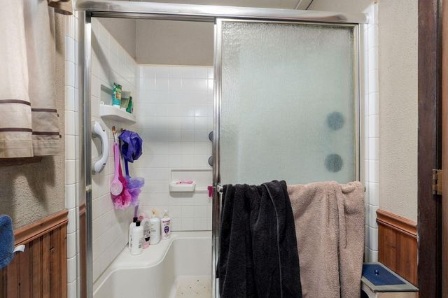 667 W Elm Street, Aurora, MO 65605