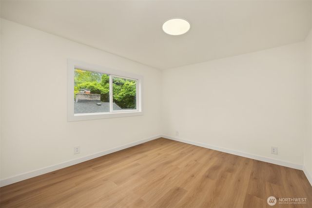5040 35th Avenue SW, Seattle, WA 98126