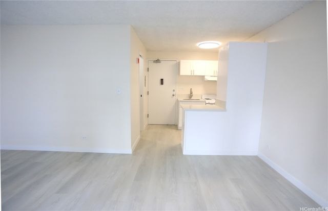 1560 Kanunu Street 613, Honolulu, HI 96814