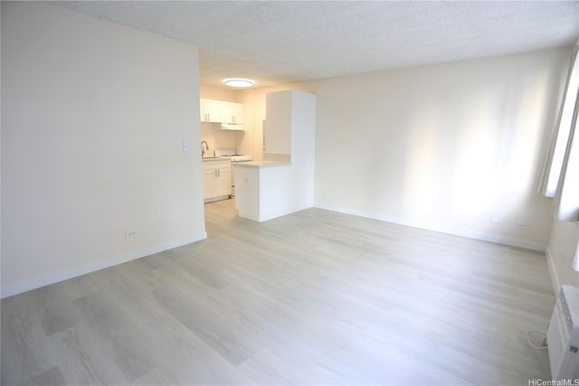 1560 Kanunu Street 613, Honolulu, HI 96814