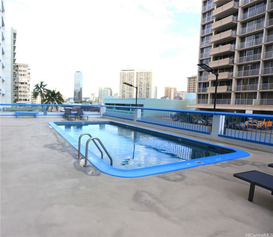 1560 Kanunu Street 613, Honolulu, HI 96814