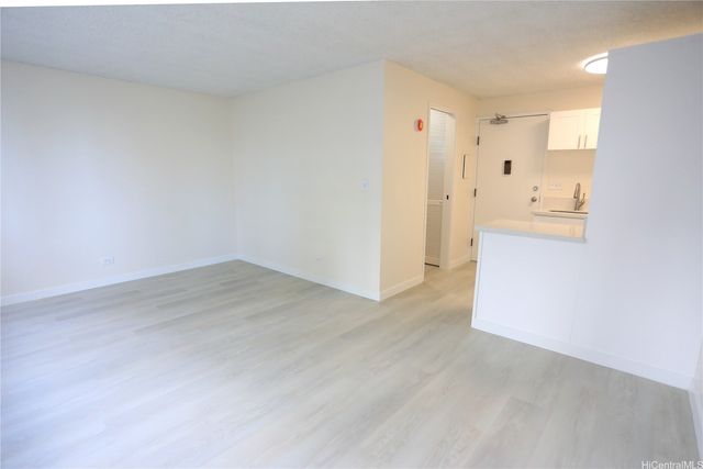 1560 Kanunu Street 613, Honolulu, HI 96814