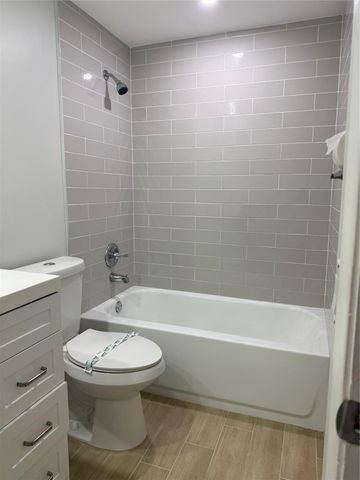 3652 SW 60th Ter, Fort Lauderdale, FL 33314