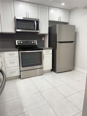 3652 SW 60th Ter, Fort Lauderdale, FL 33314