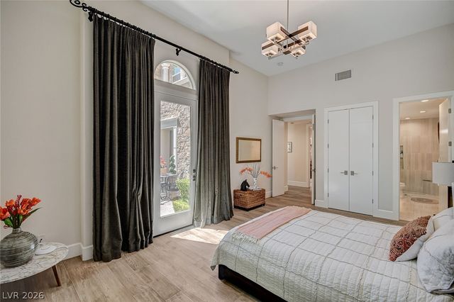 11827 Oakland Hills Drive, Las Vegas, NV 89141