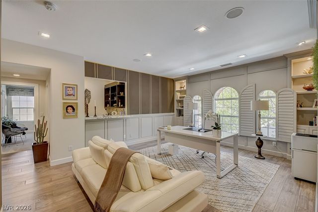 11827 Oakland Hills Drive, Las Vegas, NV 89141