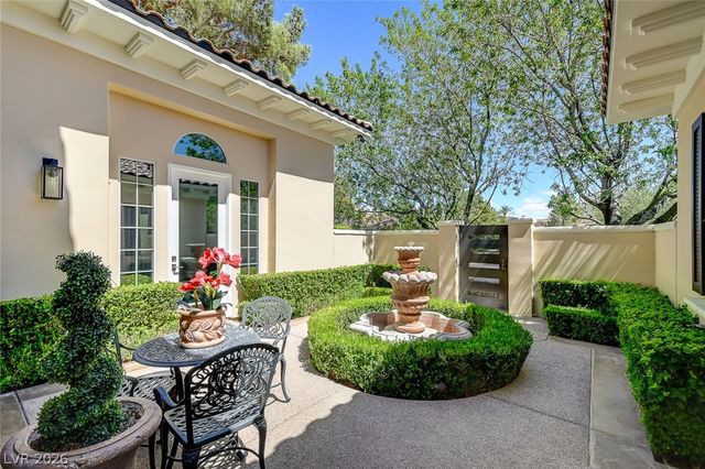 11827 Oakland Hills Drive, Las Vegas, NV 89141
