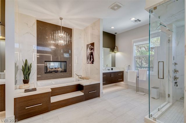 11827 Oakland Hills Drive, Las Vegas, NV 89141