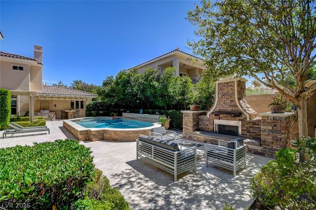 11827 Oakland Hills Drive, Las Vegas, NV 89141