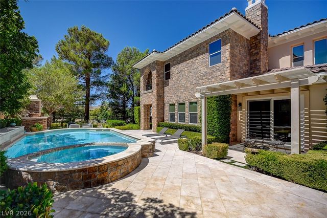 11827 Oakland Hills Drive, Las Vegas, NV 89141