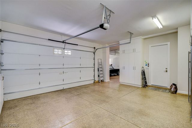 11827 Oakland Hills Drive, Las Vegas, NV 89141