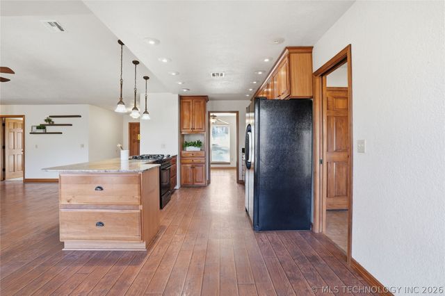 1607 Kingsway Street, Sapulpa, OK 74066