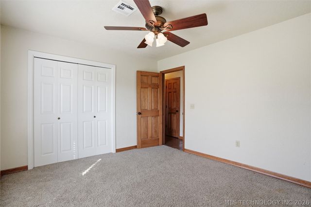 1607 Kingsway Street, Sapulpa, OK 74066