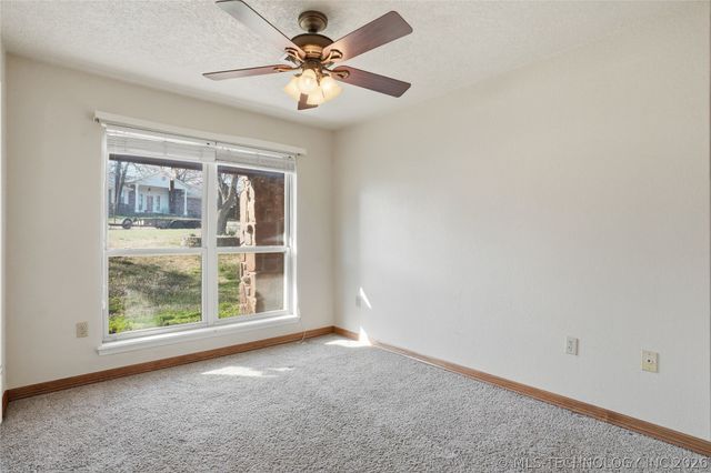 1607 Kingsway Street, Sapulpa, OK 74066