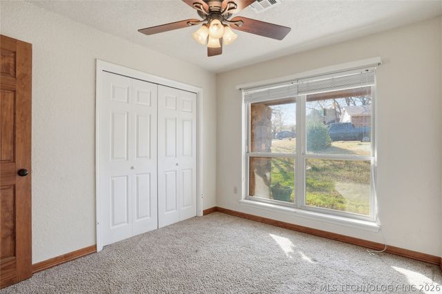 1607 Kingsway Street, Sapulpa, OK 74066