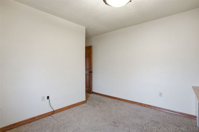 1607 Kingsway Street, Sapulpa, OK 74066