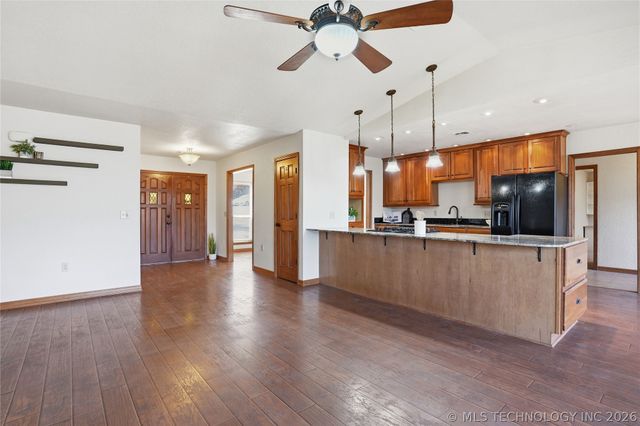 1607 Kingsway Street, Sapulpa, OK 74066