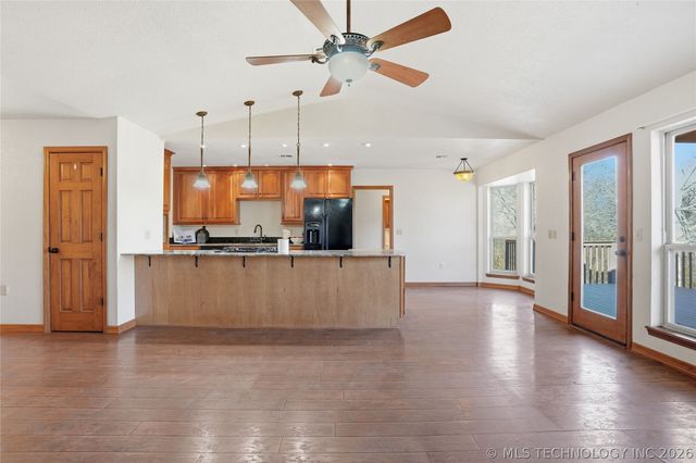 1607 Kingsway Street, Sapulpa, OK 74066