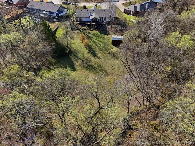 1607 Kingsway Street, Sapulpa, OK 74066