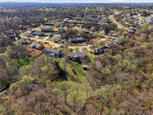 1607 Kingsway Street, Sapulpa, OK 74066