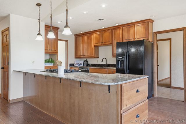 1607 Kingsway Street, Sapulpa, OK 74066