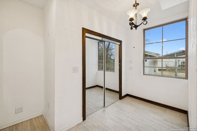 937 Culebra, San Antonio, TX 78201