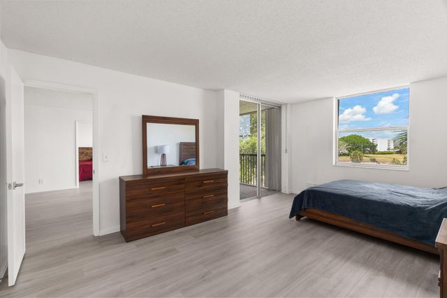 5260 NW 2nd Avenue 407, Boca Raton, FL 33487