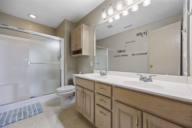 4960 Lucore Road, Marion, IA 52302