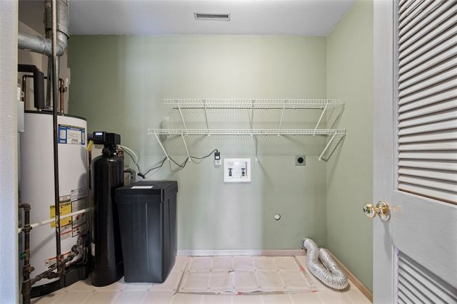 4960 Lucore Road, Marion, IA 52302