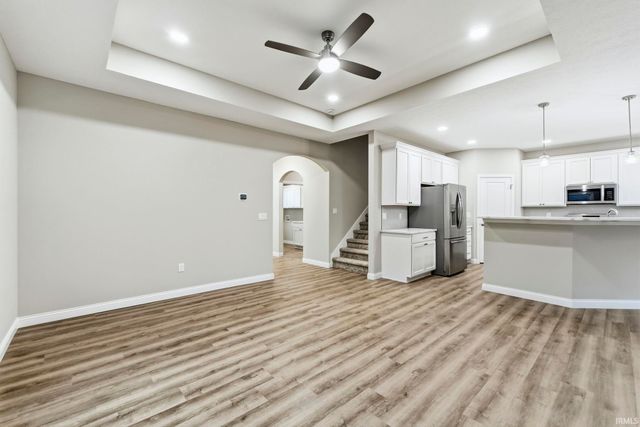 1925 Mud Creek, West Lafayette, IN 47906