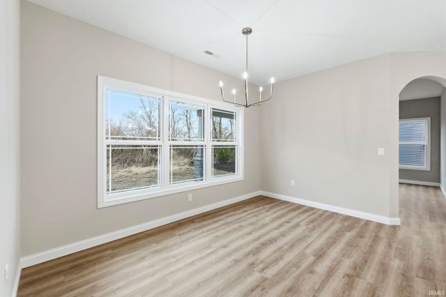 1925 Mud Creek, West Lafayette, IN 47906