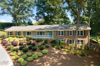 260 Abington Drive, Sandy Springs, GA 30328