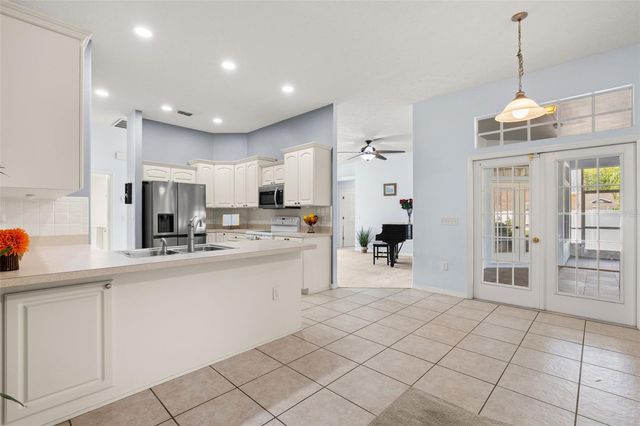 7904 OREGOLD DRIVE, New Port Richey, FL 34654