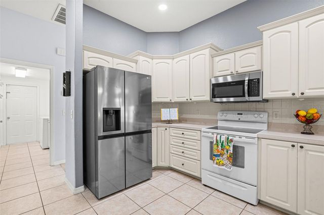 7904 OREGOLD DRIVE, New Port Richey, FL 34654