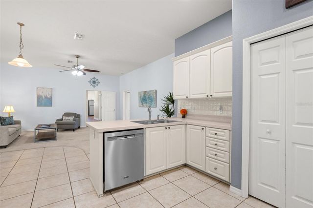 7904 OREGOLD DRIVE, New Port Richey, FL 34654