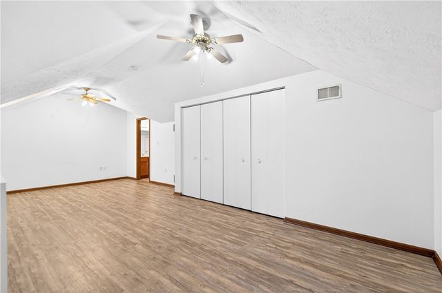 1481 Greenbriar Ct, South Park, PA 15129