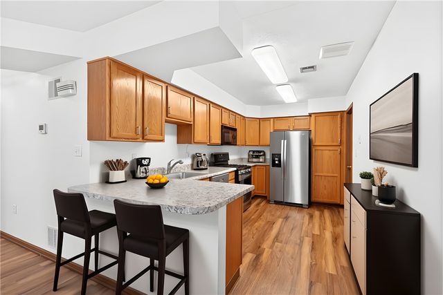 1481 Greenbriar Ct, South Park, PA 15129