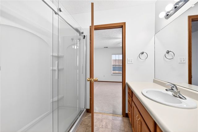 1481 Greenbriar Ct, South Park, PA 15129