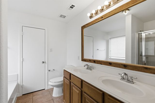 1613 Grassy View Drive, Fort Worth, TX 76177