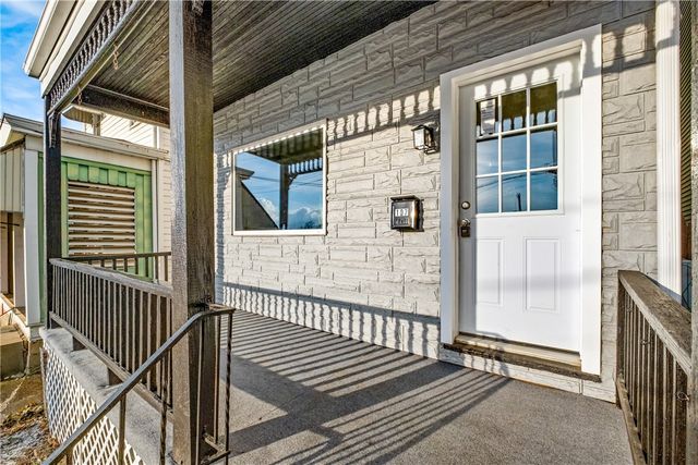107 John St, Mt Oliver, PA 15210