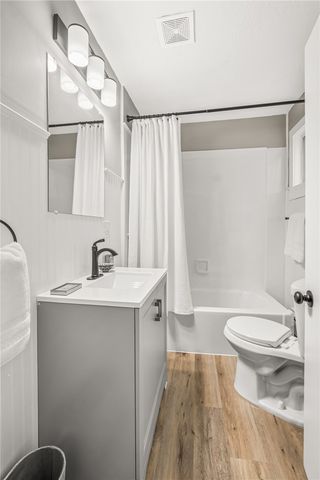 107 John St, Mt Oliver, PA 15210