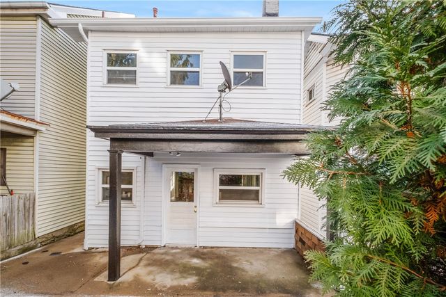 107 John St, Mt Oliver, PA 15210