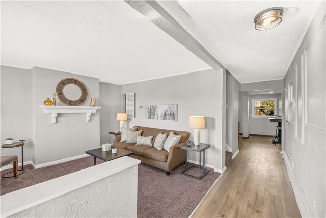 107 John St, Mt Oliver, PA 15210