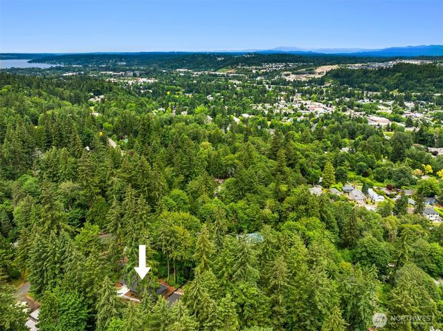 400 SW Forest Place, Issaquah, WA 98027