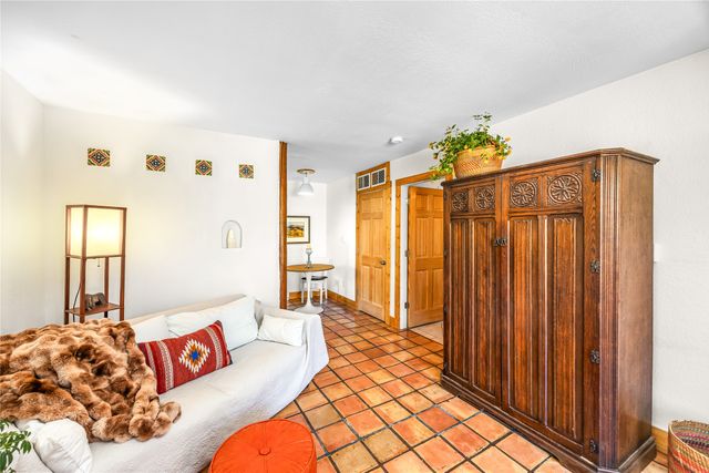2600 W Zia J5, Santa Fe, NM 87505