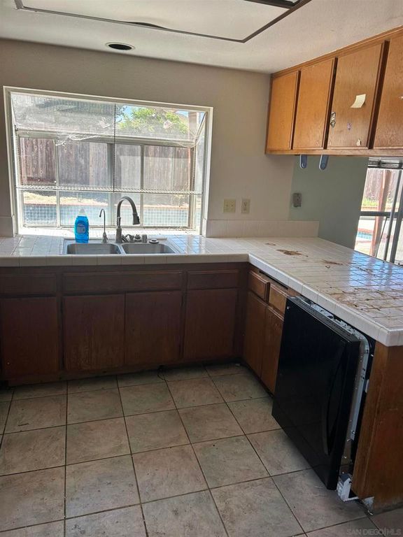 4518 Big Sur St, Oceanside, CA 92057 — photo 2