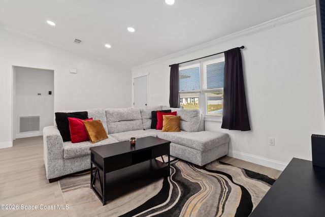 292 Trilby Road SW, Palm Bay, FL 32908