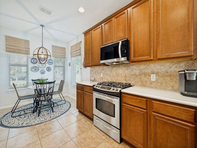 831 Burnswick Isles Way, Frisco, TX 75036