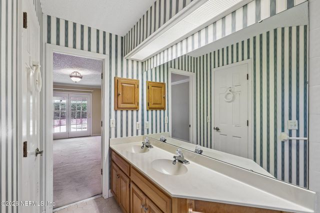 711 BALMORAL Lane, Orange Park, FL 32073