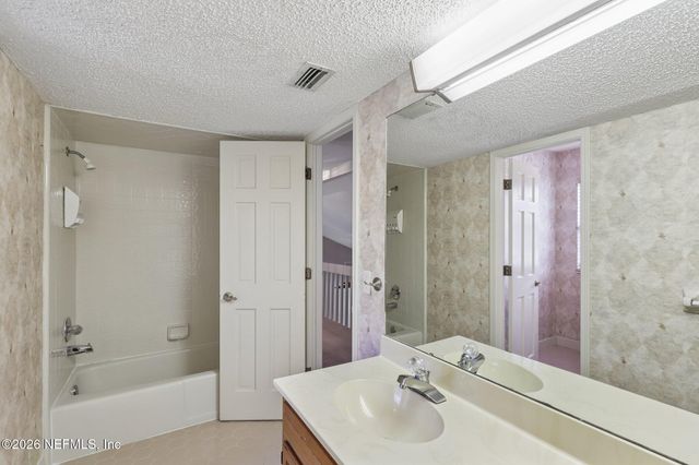 711 BALMORAL Lane, Orange Park, FL 32073